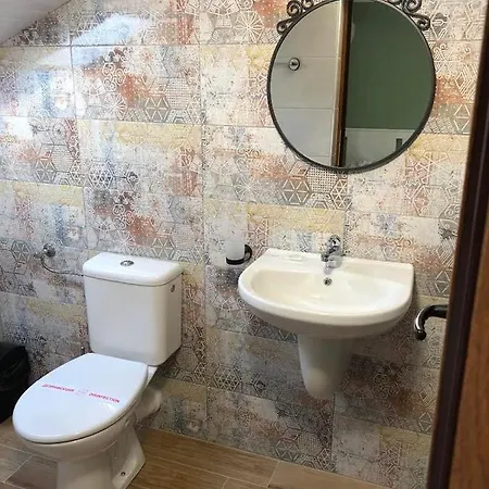 Guest house семейна къща “вълчеви” 3*