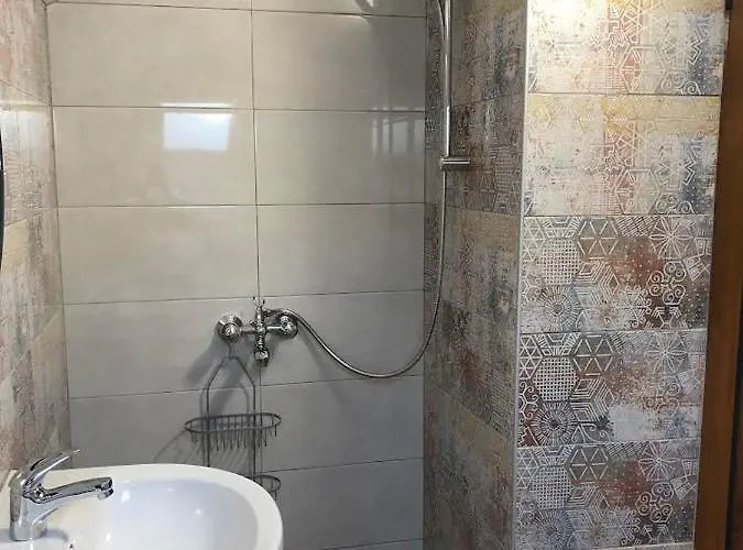 семейна къща “вълчеви” בית הארחה קיטן