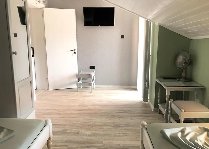 семейна къща “вълчеви” בית הארחה קיטן