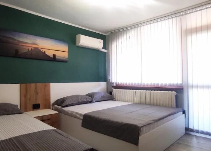 게스트하우스 семейна къща “вълчеви” 3*