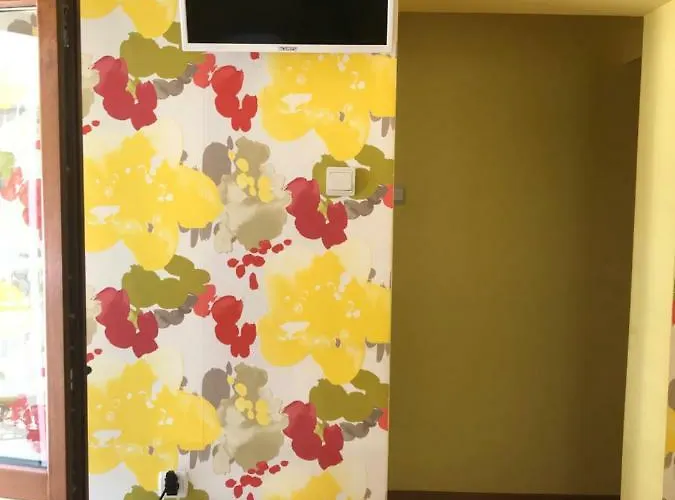 семейна къща “вълчеви” בית הארחה 3*